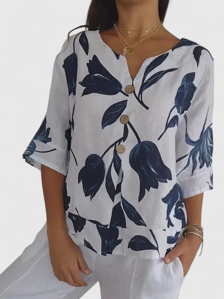 Tamsin Women's Floral V-Neck 3/4 Sleeve Blouse in Blue
