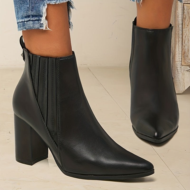 Tavrelle Women's Block Heel Ankle Boots in Black