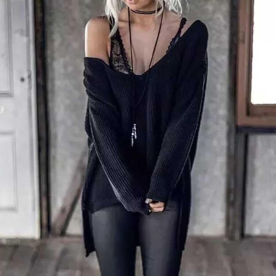 Teodora Knit Sweater with V-Neck in Black