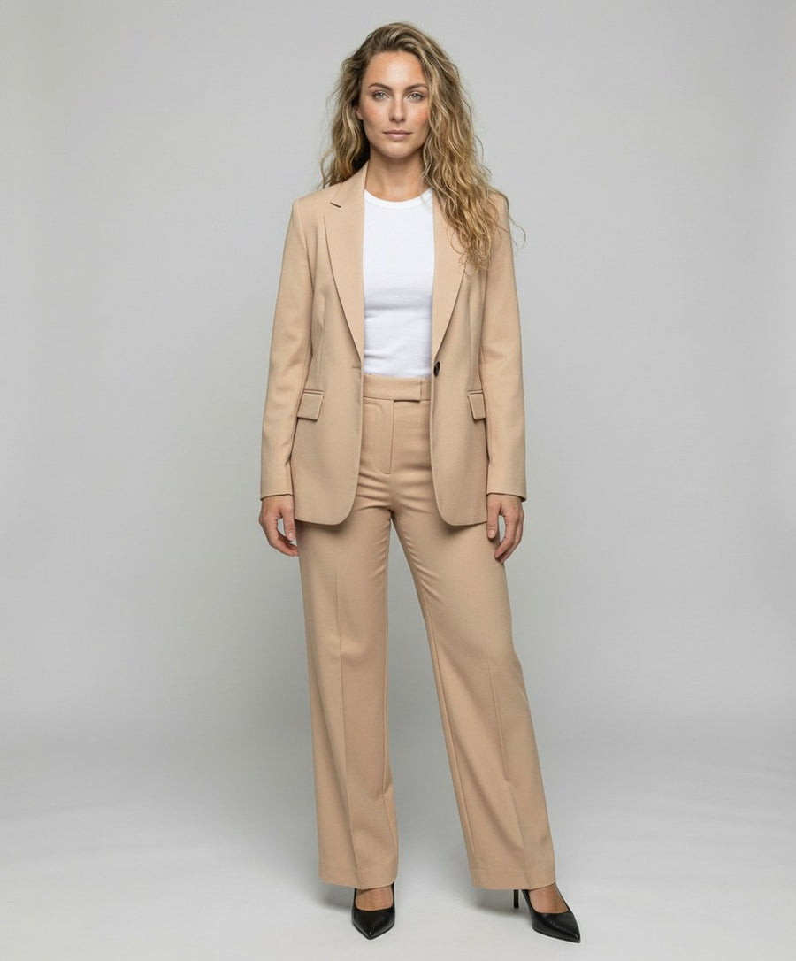 Tessa Elegant Blazer in Beige