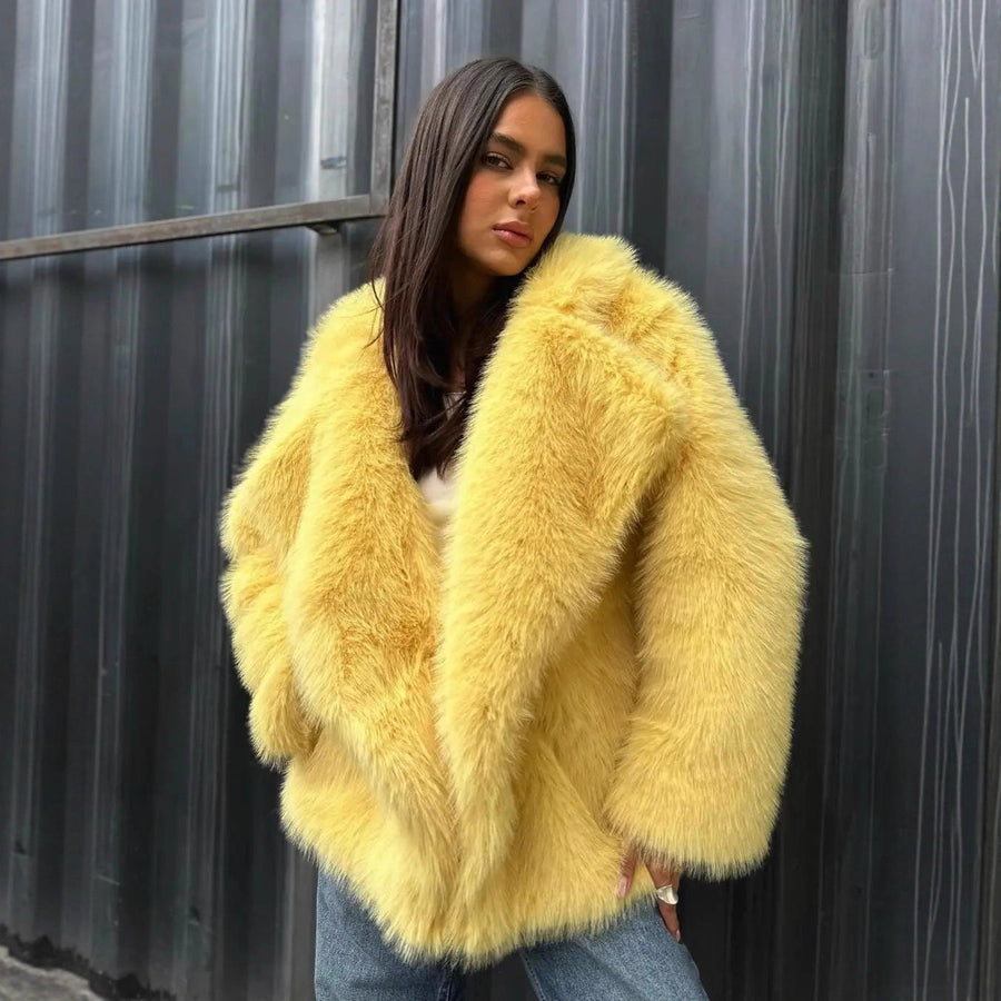 Tessa Elegant Jacket in Yellow