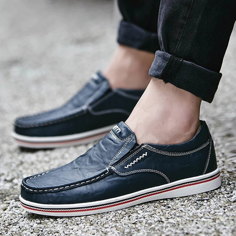 The Alta Genuine Leather Loafer in Navy Blue