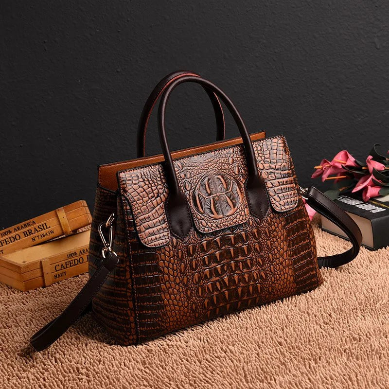 The Bordeaux Leather Tote in Espresso