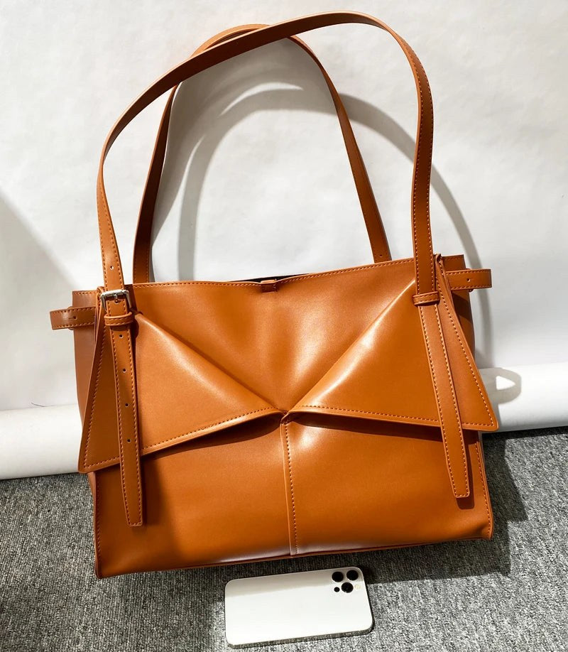 The Nantucket Leather Tote in Sienna Brown