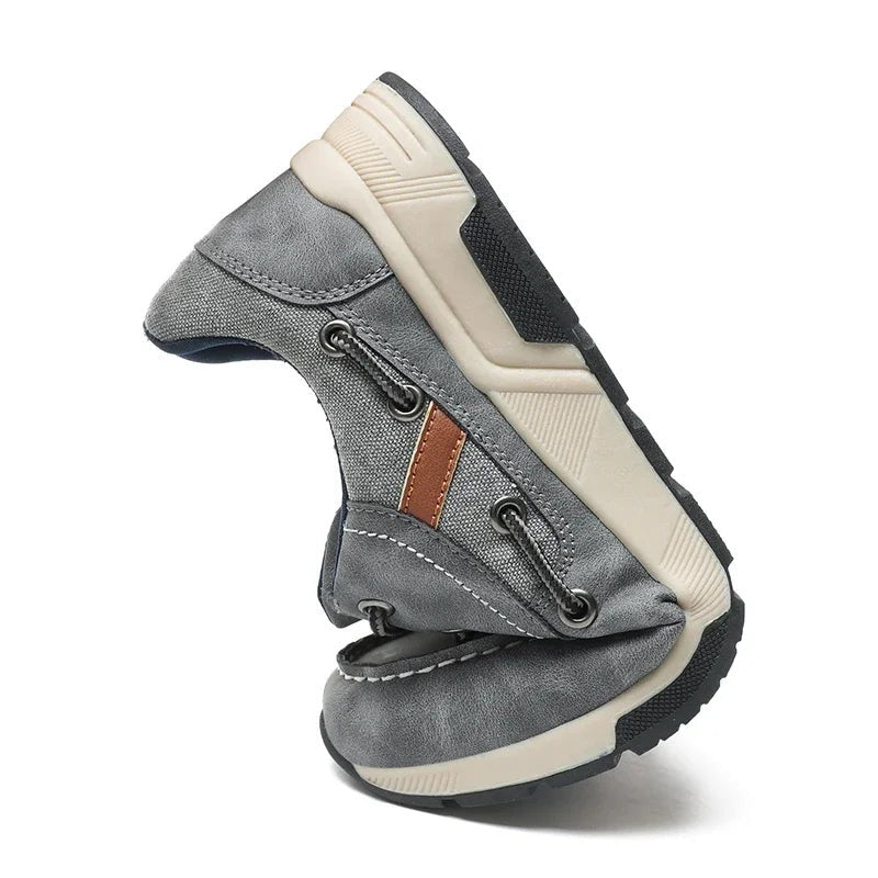 The Ozark Leather Shoe in Slate Gray