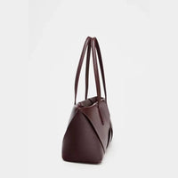 The Scultura Tote in Burgundy