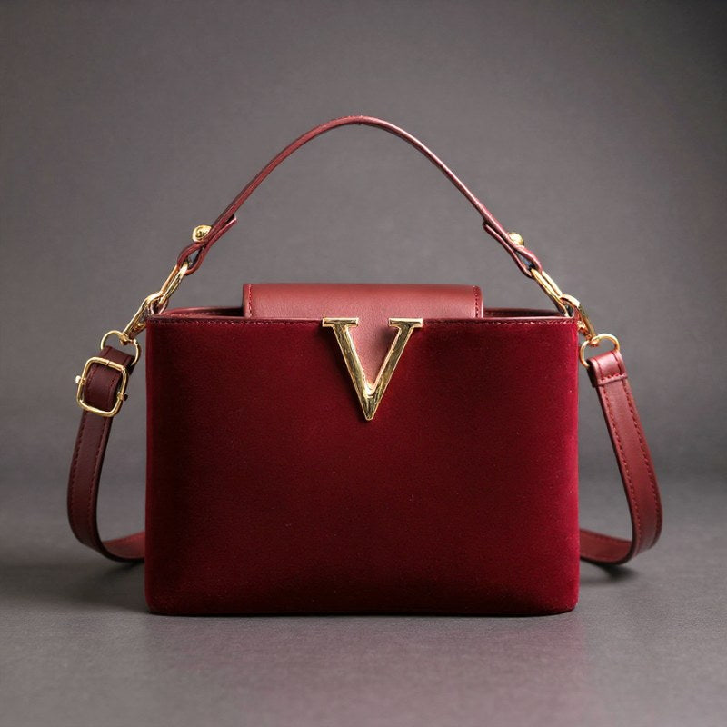 The Vivienne Shoulder Bag in Burgundy