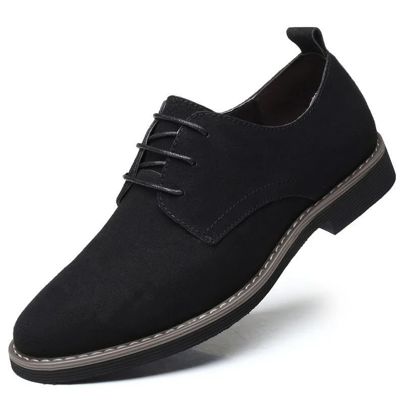 Thomas Shoes with Lace-Up in Black