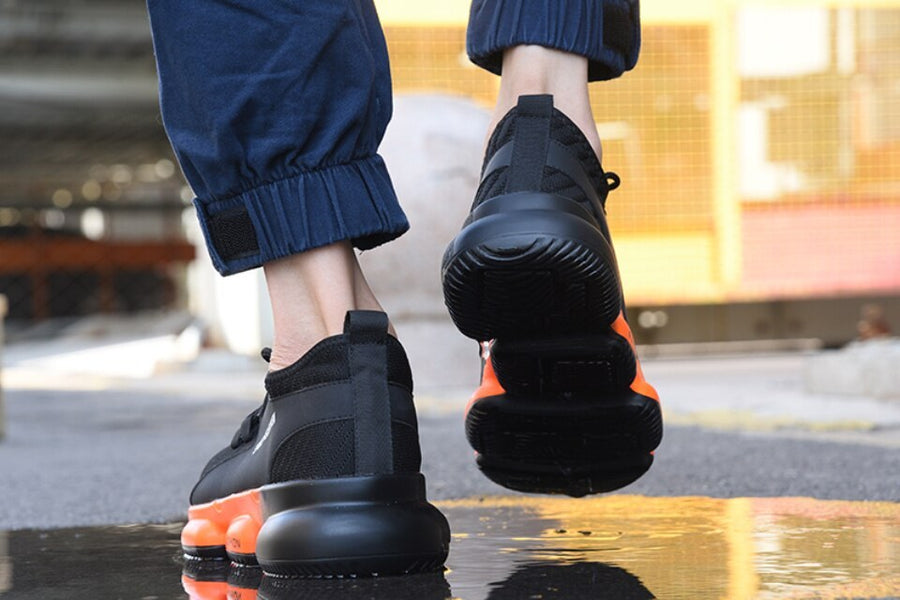 Tobias Shoes in Black