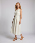 Ulrika Linen Dress with Sleeveless and Fitted