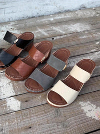 Venezia Classic Elegance, All-Day Comfort in Dark Brown