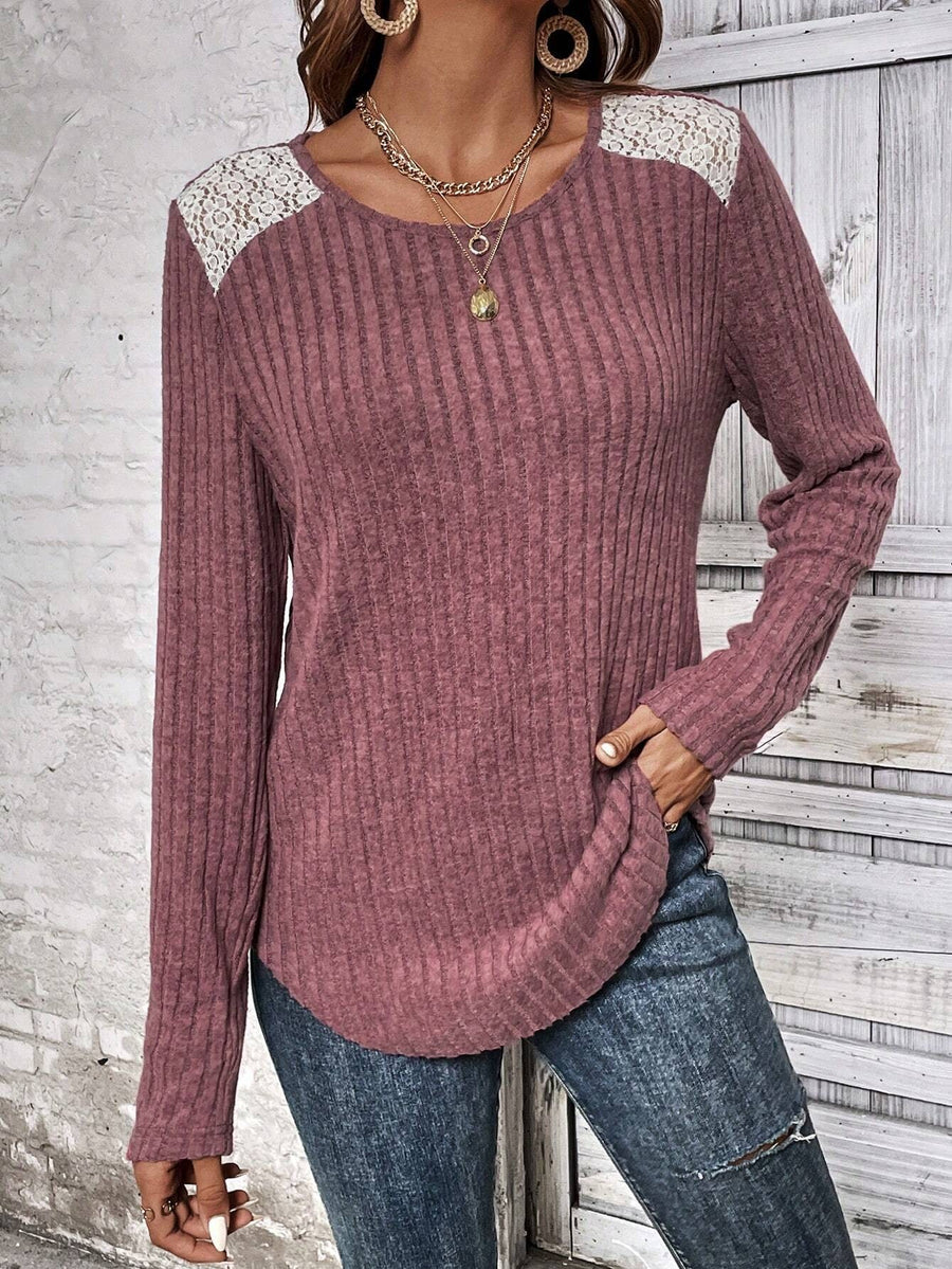 Vera Lace Shirt with Long Sleeve in Ziegelrot
