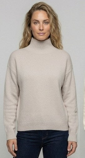Vesper Elegant Sweater in Beige