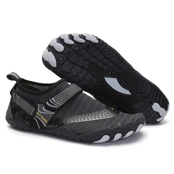 Victor Shoes in Black