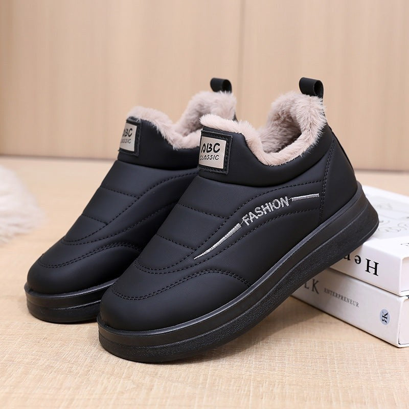 Vida Non-Slip Sneakers