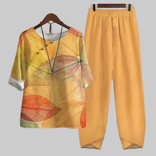 Violeta Women's Butterfly Print Short Sleeve Lounge Set in Orange