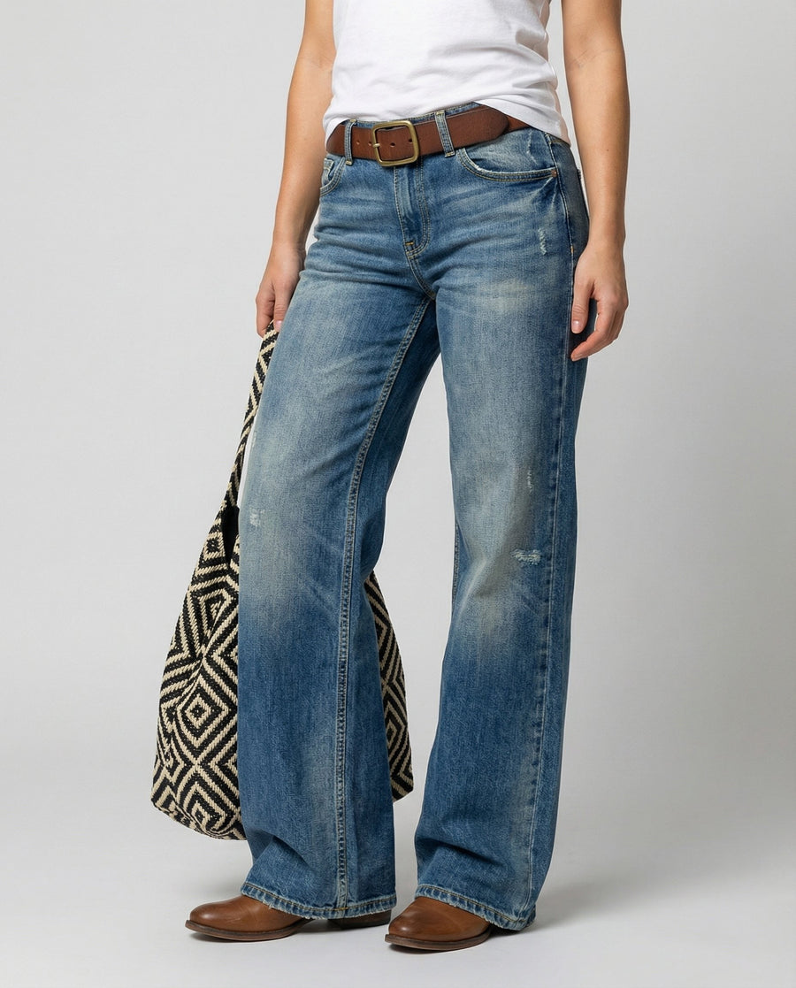 Vita Trousers in Blue
