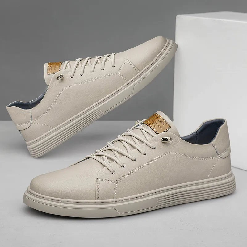 Wiebe Sneakers in White