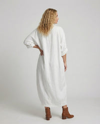 Wilhelmina Linen Dress with Oversized