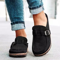 Wolf Comfortable Clogs in Black