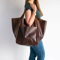Scarlett | Women's Oversized Faux Leather Magnetic Closure Tote Bag