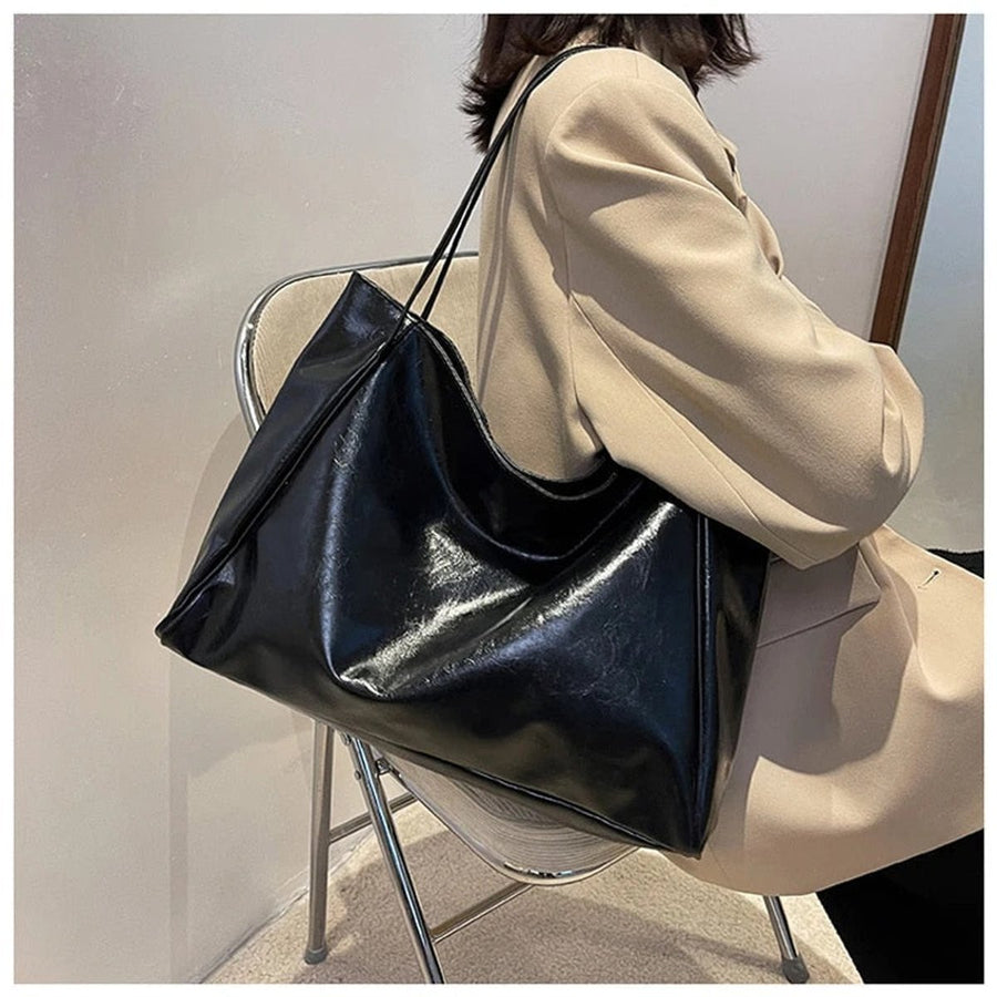 Camila | Women's Oversized Retro Faux Leather Shoulder Tote Bag