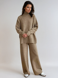 Women's Turtleneck Knit Set with Wide-Leg Pants and Ribbed Cuffs
