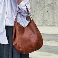 Amelia | Women's Vintage Genuine Leather Hobo Shoulder Bag