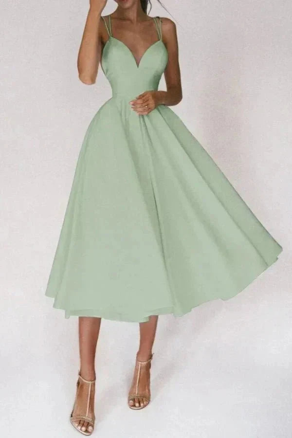 Vienna | V Neck Midi Dress
