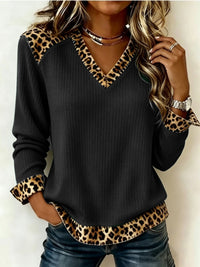 Wrenova Women's Print Knit Top in Black