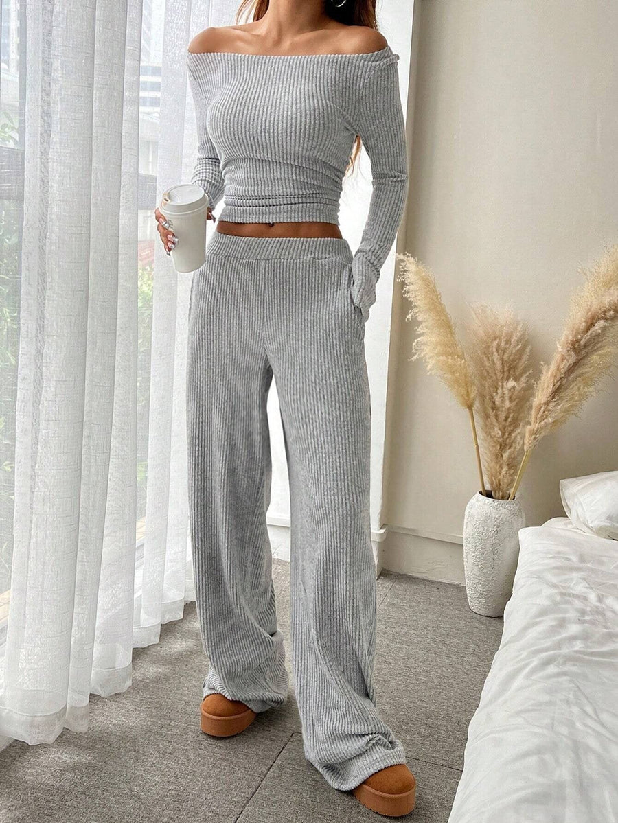 Wrenova Women's Ribbed Two Piece Lounge Set in Grey