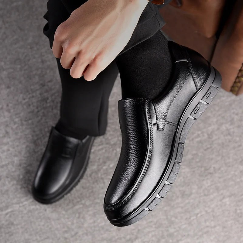Xander Shoes in Braun Plusch
