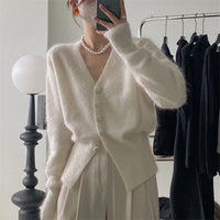 Xenia Cardigan with V-Neck in Beige