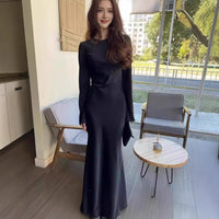 Yara Elegant Maxi Dress