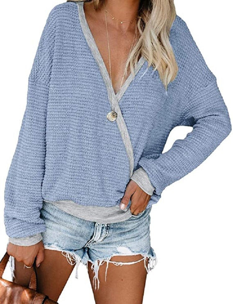 Yvette Casual Sweater with V-Neck in Navy