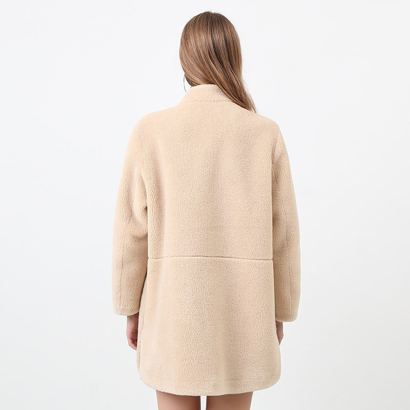 Zaria Elegant Jacket with Pockets in Beige