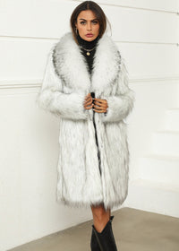 Zelda Coat in White
