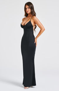 Daniela Maxi Dress – Black
