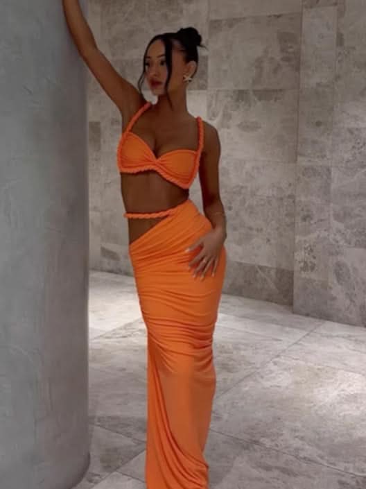 Zendeya | Set in Orange