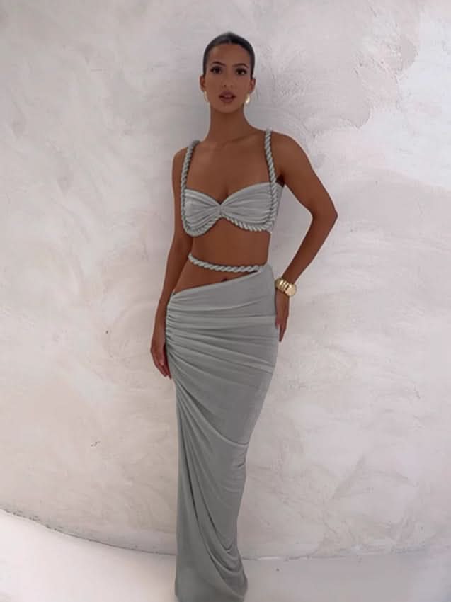 Zendeya | Set in Grey