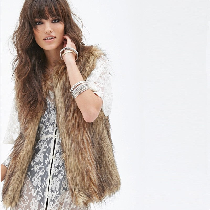 Zora Elegant Vest in Grass Green