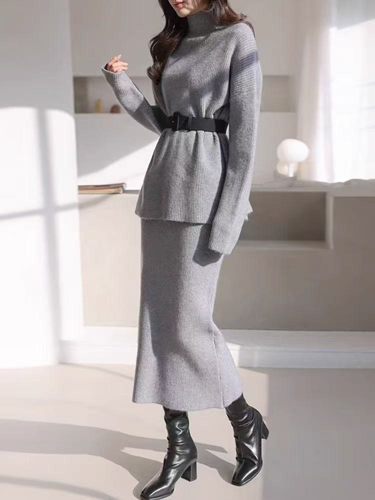 Zuri Elegant Knit Belt in Grey